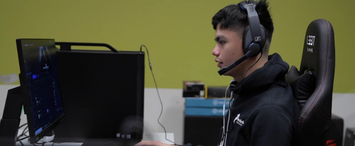 Foto: UDE Gutt som driver E-sport